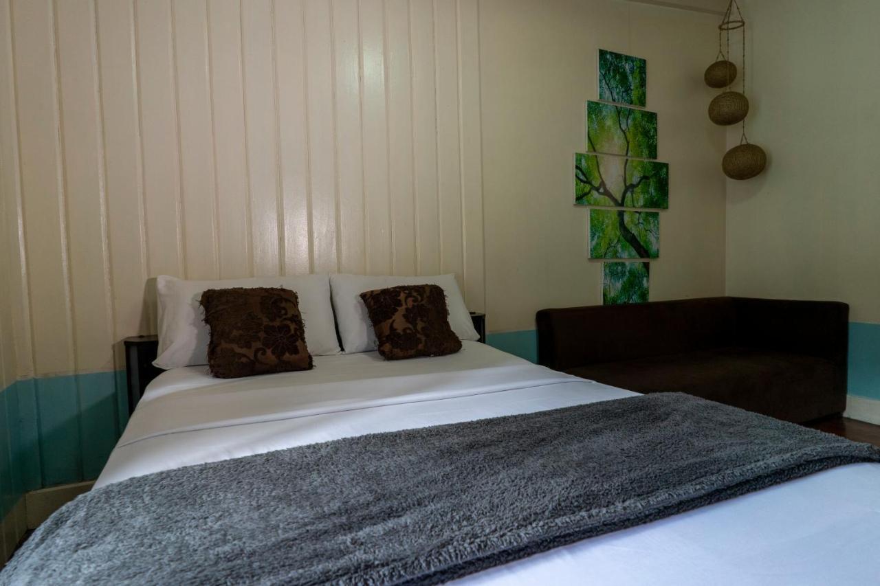バギオ オールド オレンジウッド ベッド アンド ブレックファスト Bed & Breakfast エクステリア 写真
