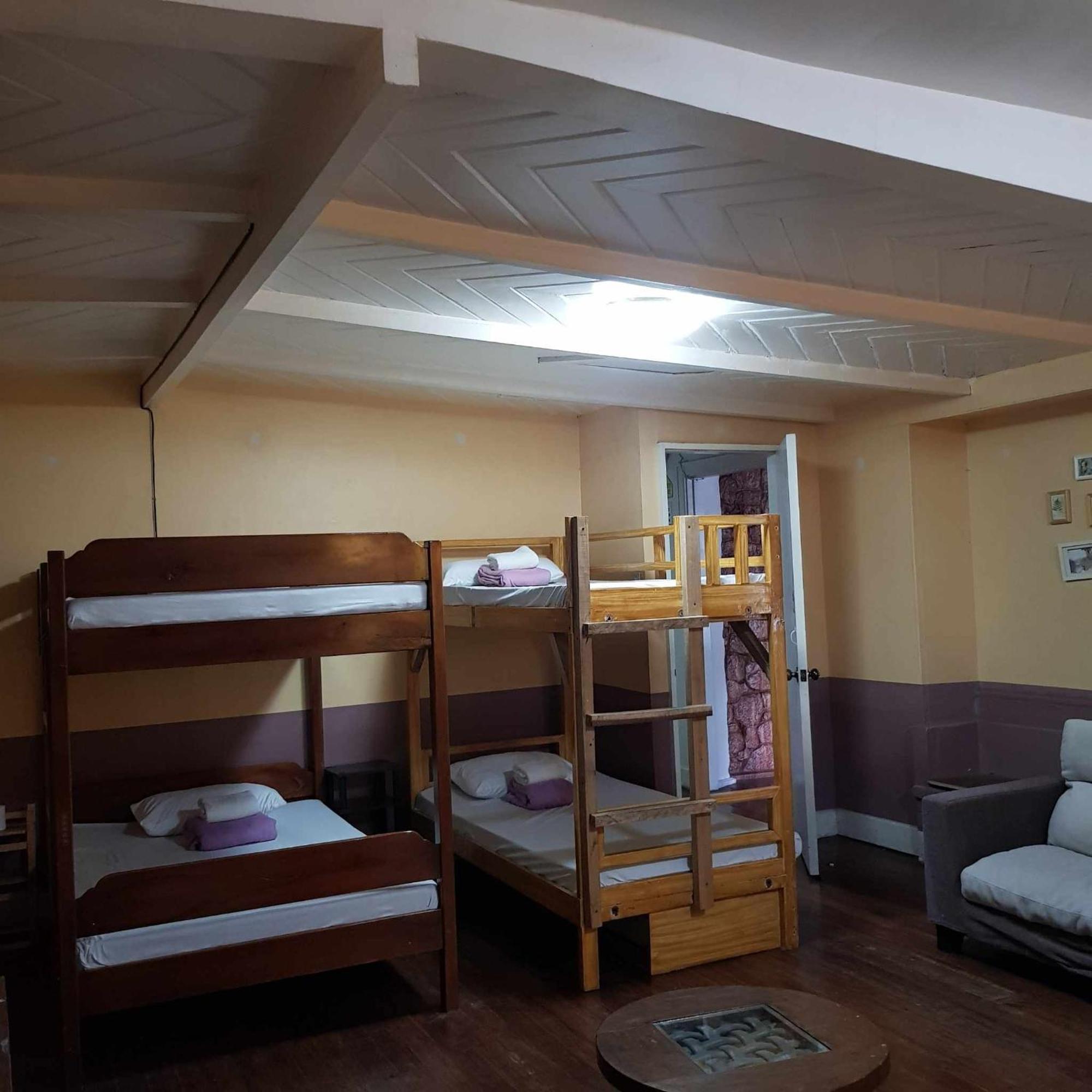 バギオ オールド オレンジウッド ベッド アンド ブレックファスト Bed & Breakfast エクステリア 写真