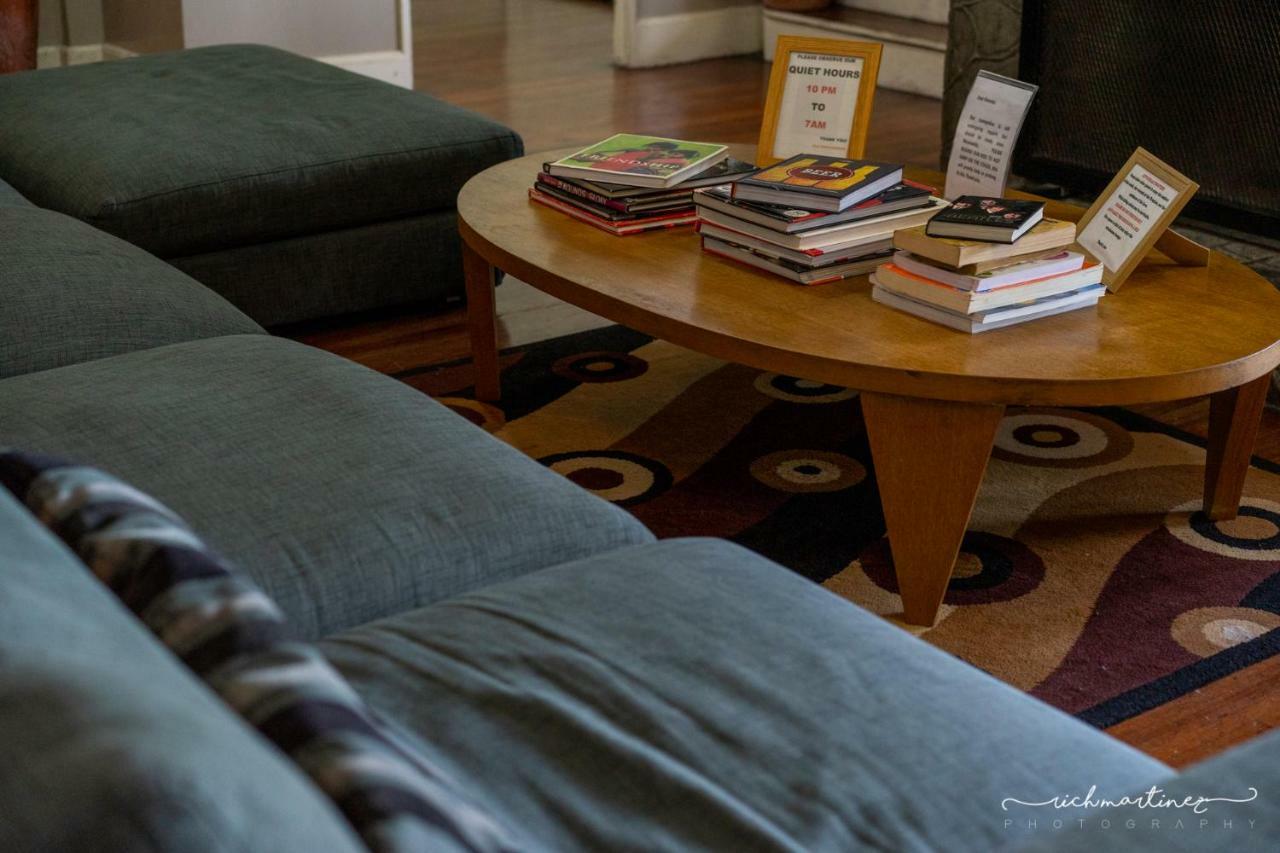 バギオ オールド オレンジウッド ベッド アンド ブレックファスト Bed & Breakfast エクステリア 写真