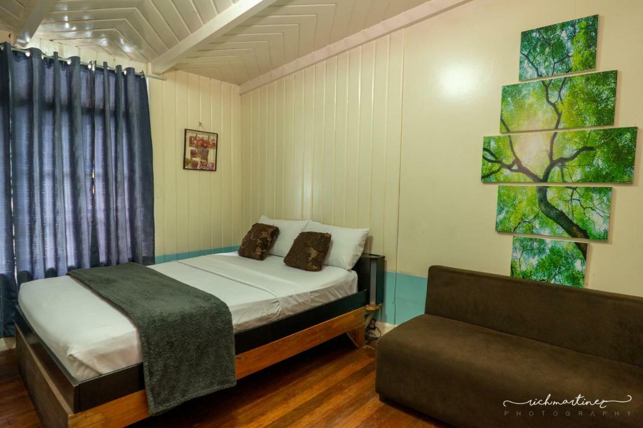 バギオ オールド オレンジウッド ベッド アンド ブレックファスト Bed & Breakfast エクステリア 写真